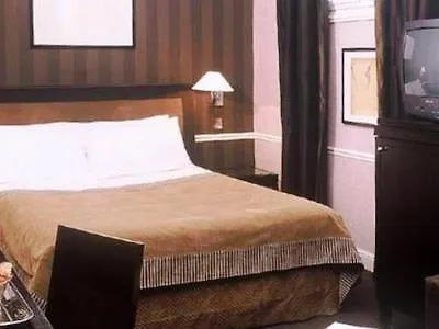 Otel Victoires Opera